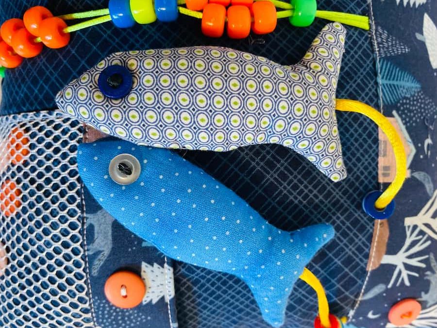 Pico au carré pêcheur vue rapprochée poissons, Pico squared fisherman close-up view fishes